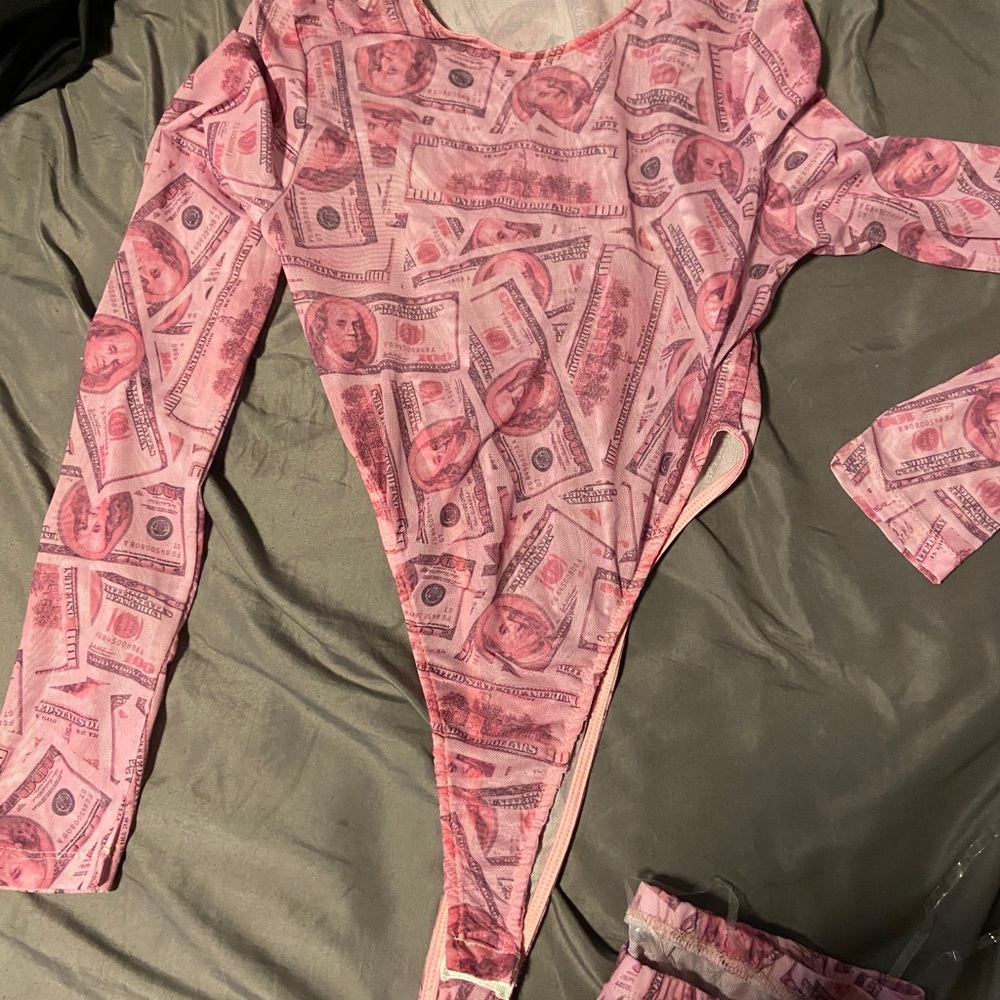 Money baby pink two piece